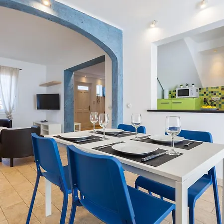 Casita Con Terraza