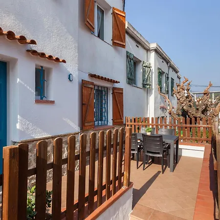 Casita Con Terraza Caldes D'Estrach